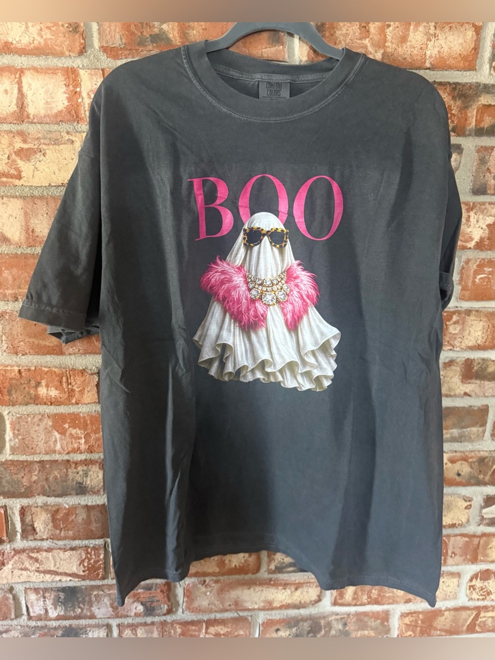 Comfort Colors Pepper Tee with Pink 'BOO' Ghost Graphic and Feather Detail